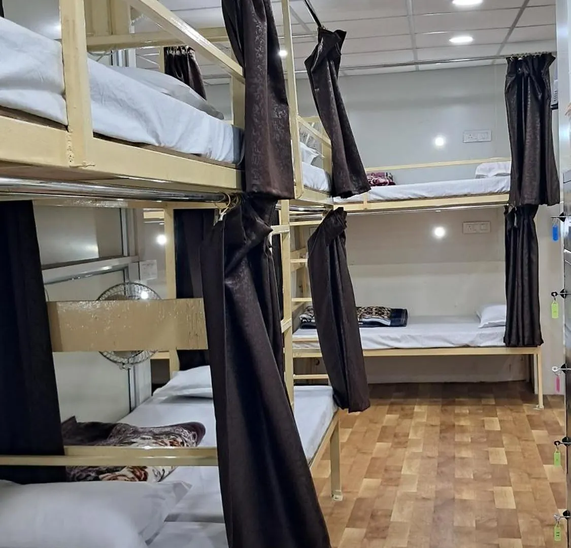 Maa Sheetala Dormitory Varanasi Hostel
